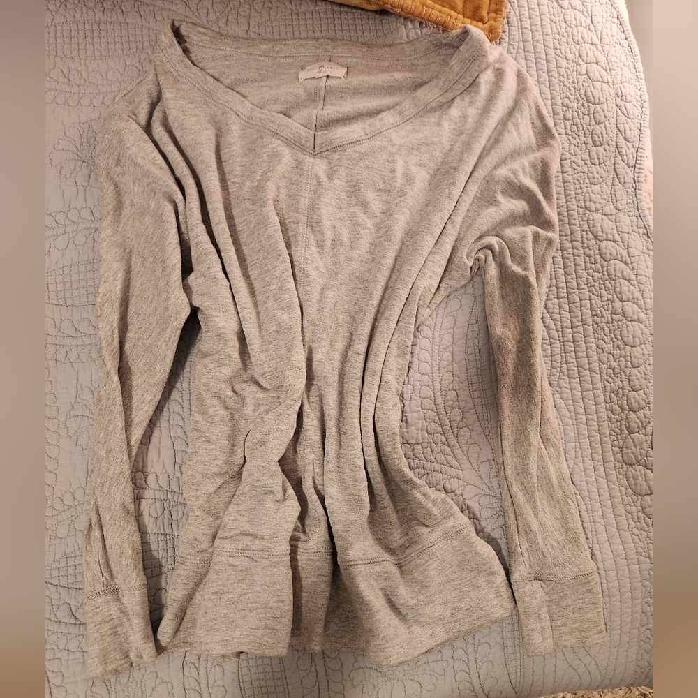 Lou & Grey v neck sweatshirt thin XS heather Gray!